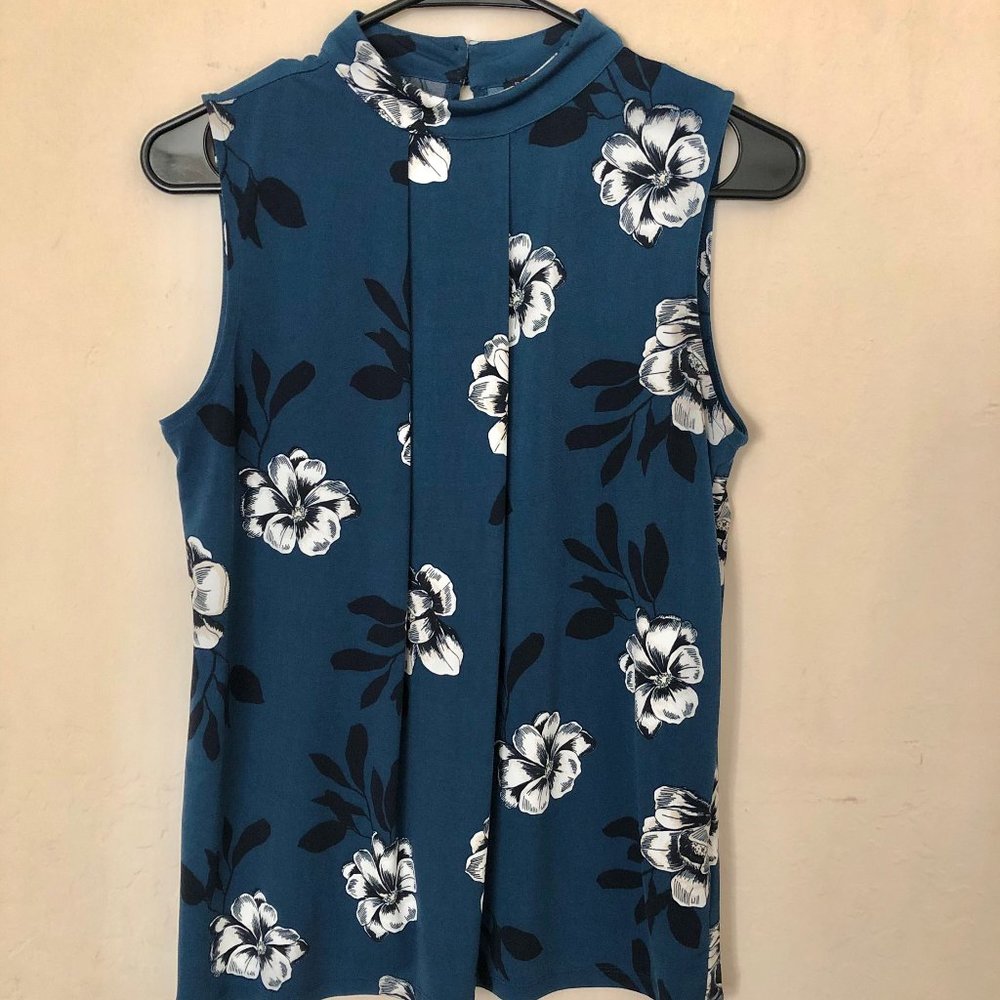 Banana Republic dark teal floral sleeveless top-S